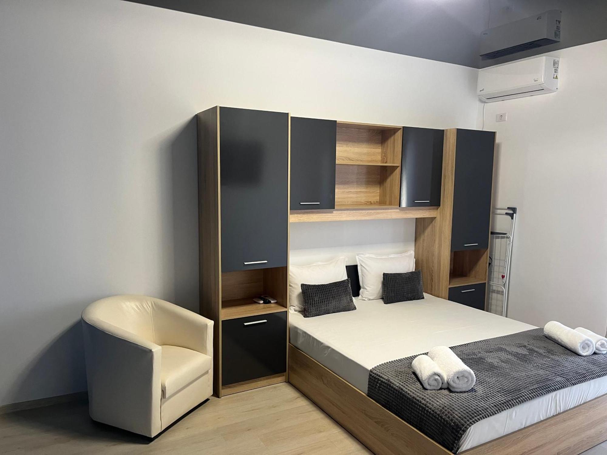Apartamente Alexandra エフォリエ・ノルド エクステリア 写真